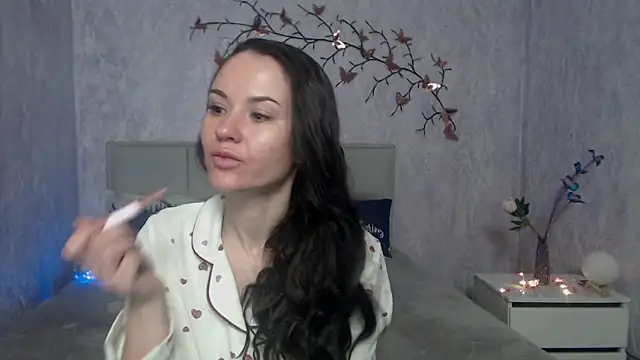 KaraCriegs online show from February 20, 7:04 pm