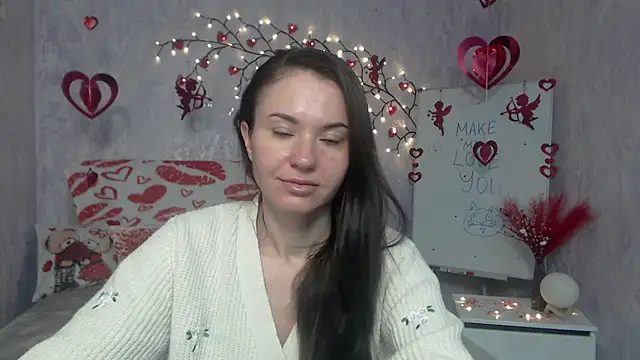 KaraCriegs online show from February 1, 9:02 pm