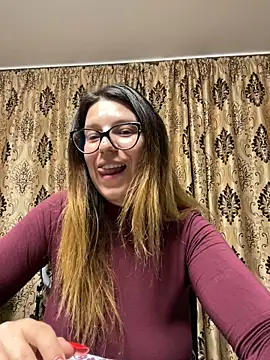 NadiraNoor online show from October 7, 10:47 pm