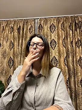 NadiraNoor online show from October 17, 10:13 pm