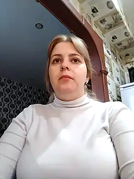 Lady nice cat online show from October 31, 3:08 am