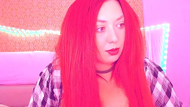 Snapshot of SecrettBela chatting on September 15, 10:39 pm SecrettBela online show from September 15, 10:39 pm