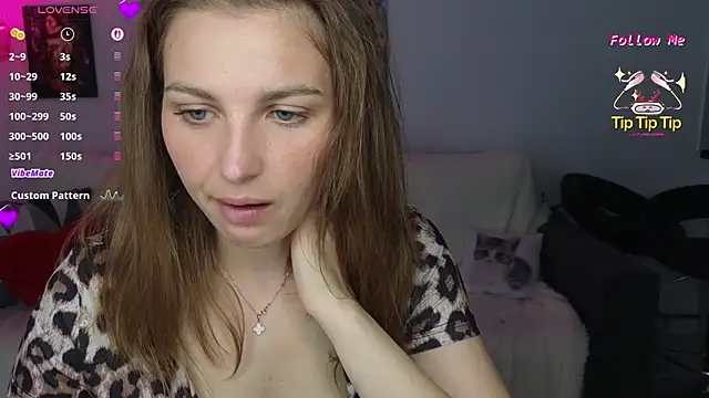 Amelia55555 online show from June 5, 11:16 am