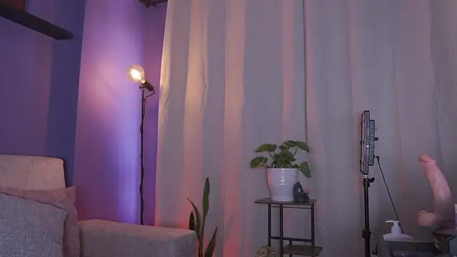 roselinedior online show from July 30, 4:19 pm