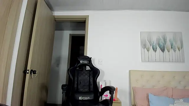 brenda x 69 online show from July 8, 1:19 am
