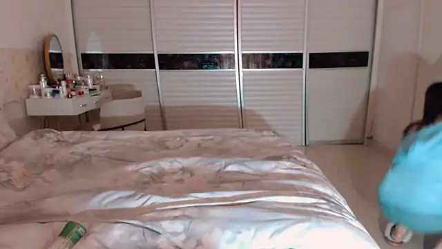 -Lucky Girl online show from November 4, 2:27 am