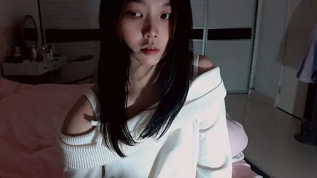 -Lucky Girl online show from January 7, 11:57 am