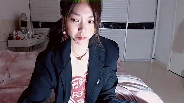 -Lucky Girl online show from March 17, 12:53 pm