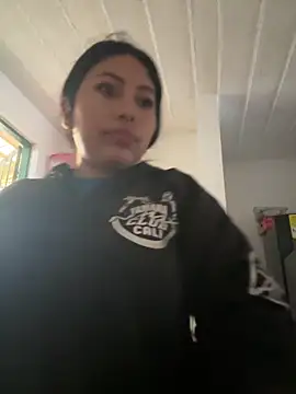 emmyjhonson07 online show from February 2, 1:21 pm