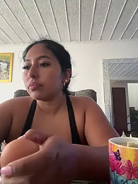 emmyjhonson07 online show from July 28, 12:12 pm