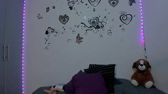 Linisprincehot69 online show from December 5, 8:03 am