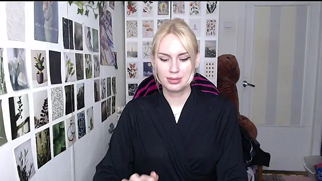 CapriScorpion online show from July 2, 3:29 pm