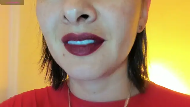 queen fetish online show from November 18, 9:49 pm