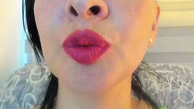 queen fetish online show from July 29, 9:04 pm
