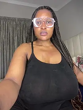 Bustygoddess32 online show from September 19, 1:04 am