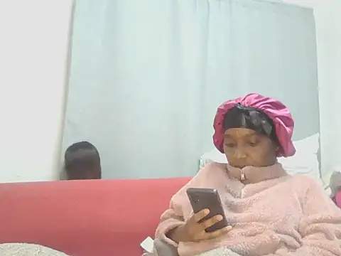 Sexxybella27 online show from July 28, 8:52 pm