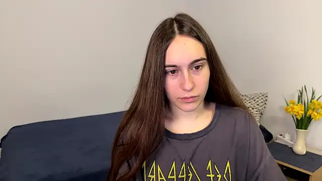 AliceKolltt online show from May 1, 12:25 am