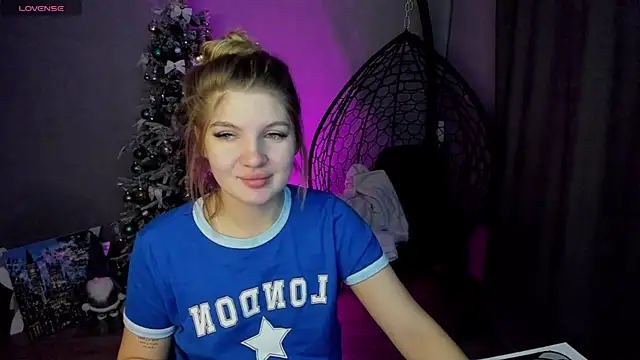 lily williamss online show from November 6, 12:05 am