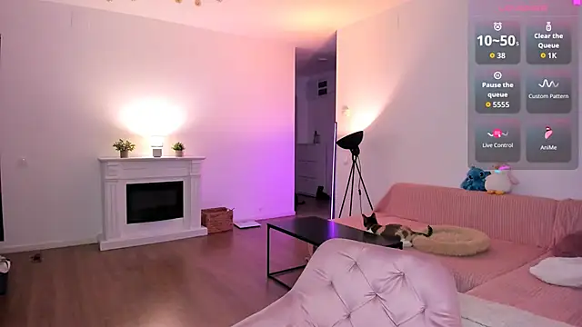 AnysaSmith online show from June 18, 1:40 am