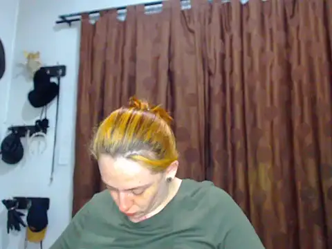 Redhead incandy online show from July 5, 7:03 am