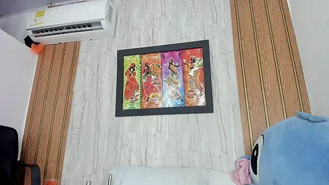 Alika01 online show from June 19, 1:58 pm