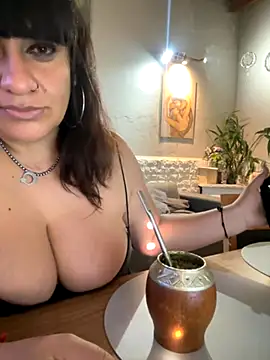 Sensualmente333 online show from October 21, 11:14 am