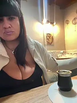 Sensualmente333 online show from June 25, 11:23 am