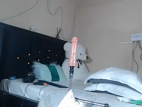 leslie bebby2 online show from November 14, 10:32 pm