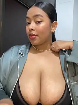 PUSHYLATE online show from November 16, 2:02 am