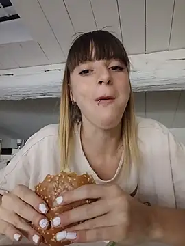 Cristina02 online show from May 23, 10:52 pm