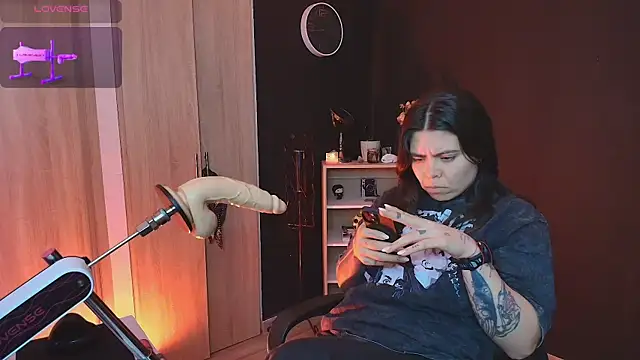  WednesdayFriday  online show from December 15, 8:14 pm