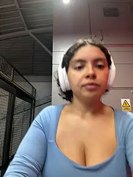 Nathcurly  online show from February 20, 3:16 am