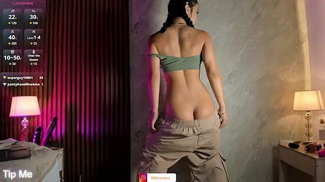 Snapshot of lilith__rosse chatting on October 1, 1:05 pm lilith rosse online show from October 1, 1:05 pm