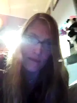 Snapshot of beelzebubblesxo chatting on September 22, 11:14 pm beelzebubblesxo online show from September 22, 11:14 pm