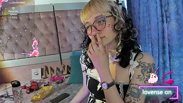 neeko princes online show from July 6, 3:03 pm