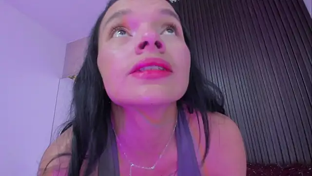  shantal smith online show from November 25, 5:04 pm