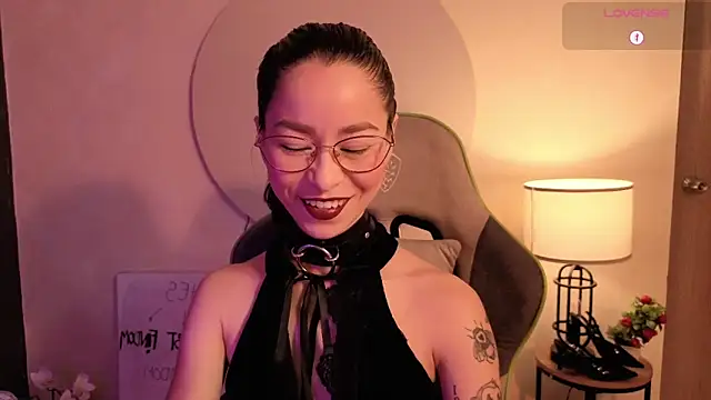 rosse 98  online show from June 14, 3:01 pm