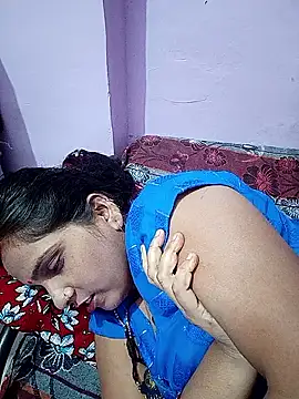 reemacouple007 online show from May 30, 9:07 am