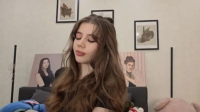 dolly ll online show from July 5, 1:28 pm