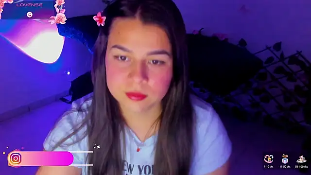 little tifanny82 online show from May 5, 8:23 pm