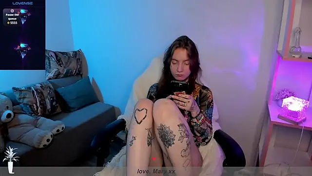 Mary Xextra online show from December 3, 1:41 am