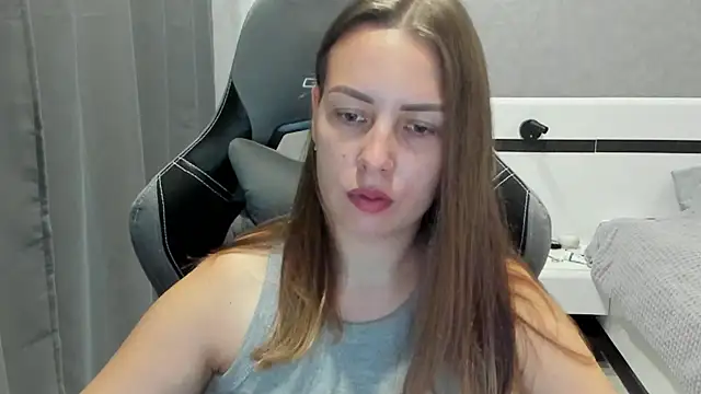 Mia shy1 online show from August 3, 6:06 am