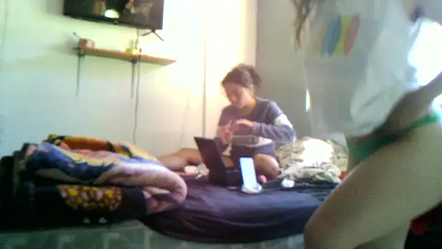 stephybrowm7 online show from February 27, 2:06 pm