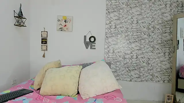 Canhela1 online show from February 28, 5:29 am