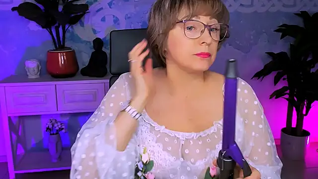 sugar vivien online show from November 29, 1:37 pm