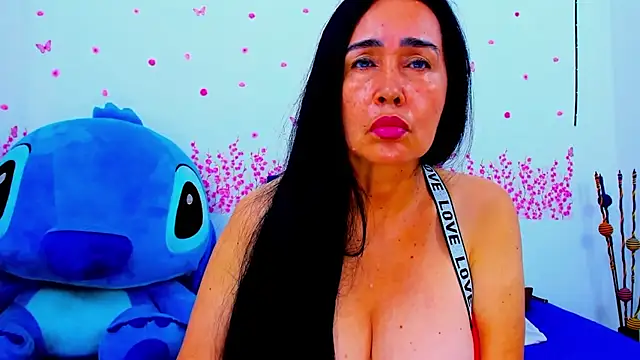 HorniestMilf online show from July 25, 2:40 am