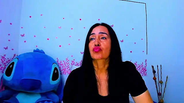 HorniestMilf online show from July 18, 9:06 pm