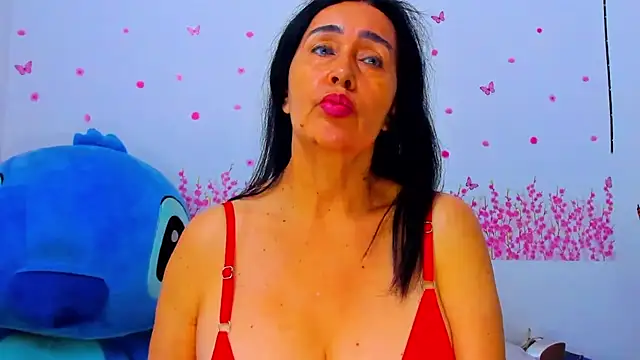 HorniestMilf online show from July 14, 9:52 pm