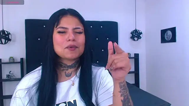 Mels  online show from April 29, 6:57 pm