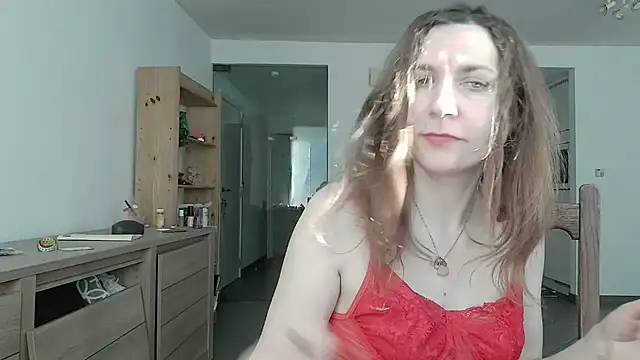 JasmineGlamour online show from April 29, 5:30 pm